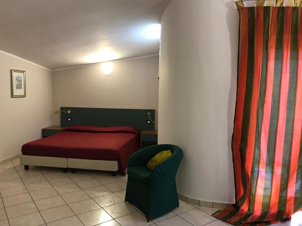 Hotel Ristorante Paradiso Albanella 外观 照片