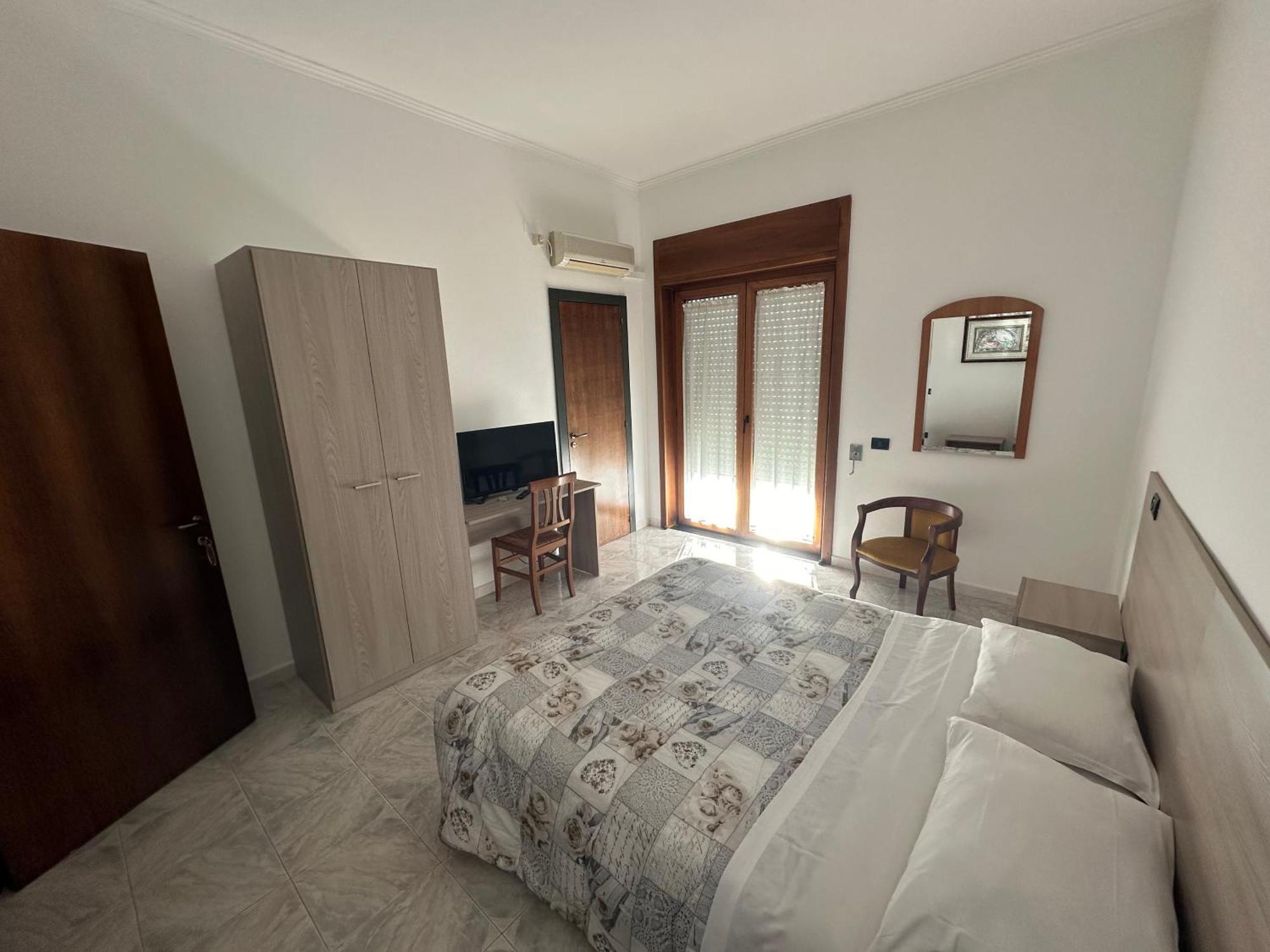 Hotel Ristorante Paradiso Albanella 外观 照片