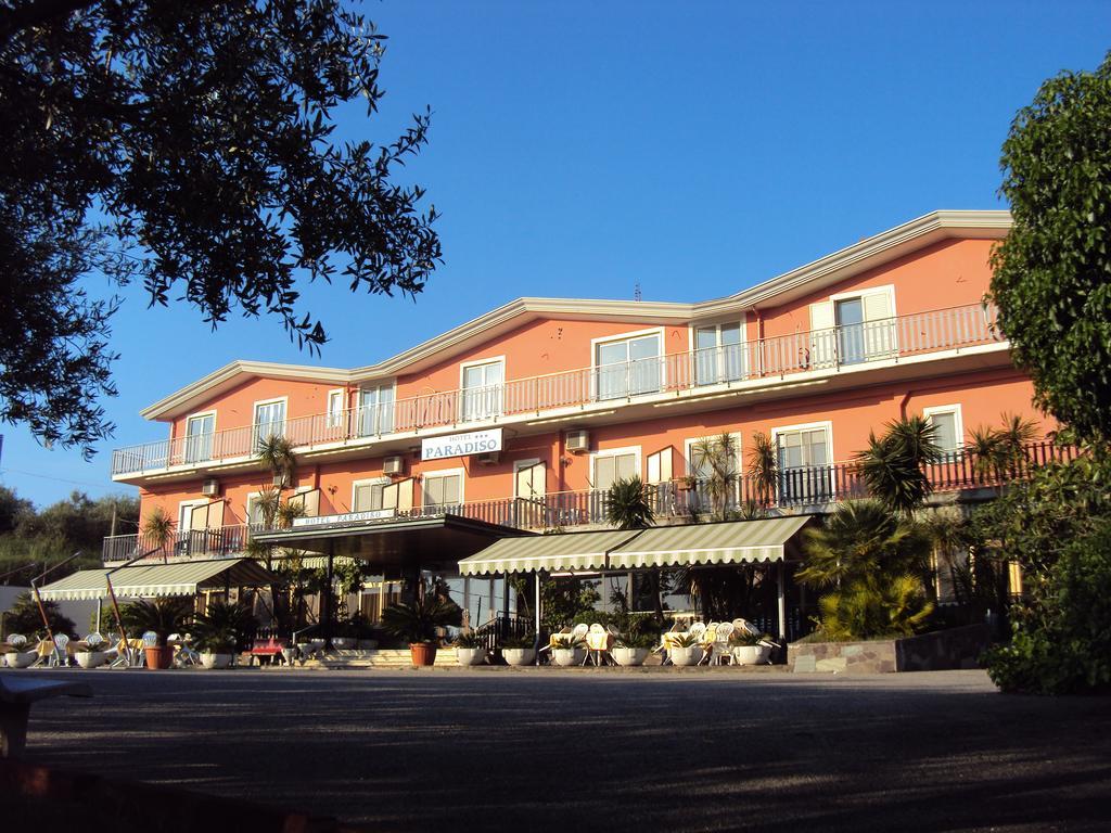 Hotel Ristorante Paradiso Albanella 外观 照片