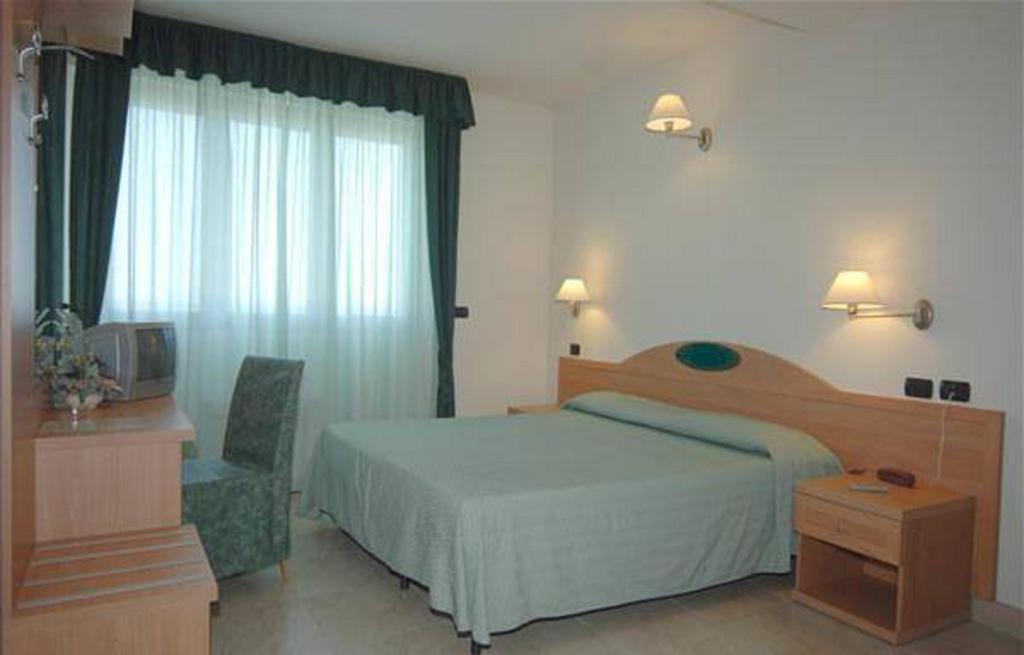 Hotel Ristorante Paradiso Albanella 客房 照片